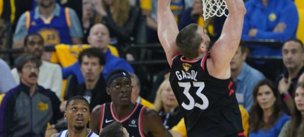 MK SPORTS-浓眉哥关键节点关键助攻，巴塞罗那带队取胜！的简单介绍