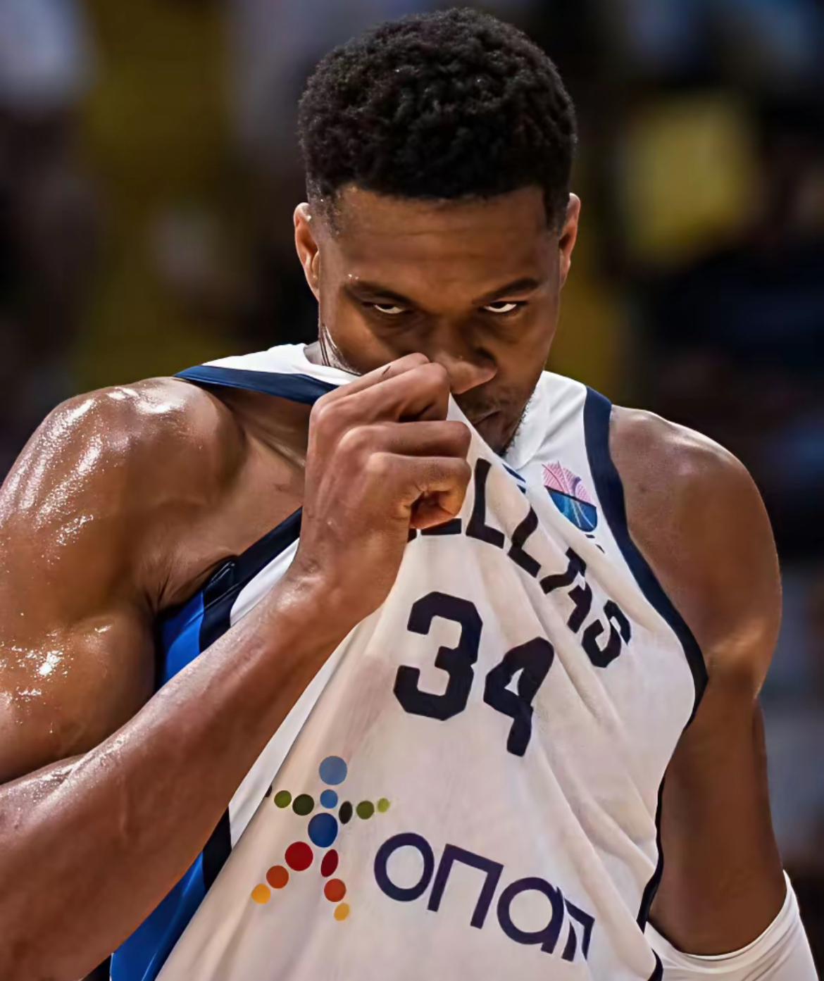 关于字母哥巅峰对决，东契奇与80激战尤文图斯分钟，突破纪录胜负难料！的信息